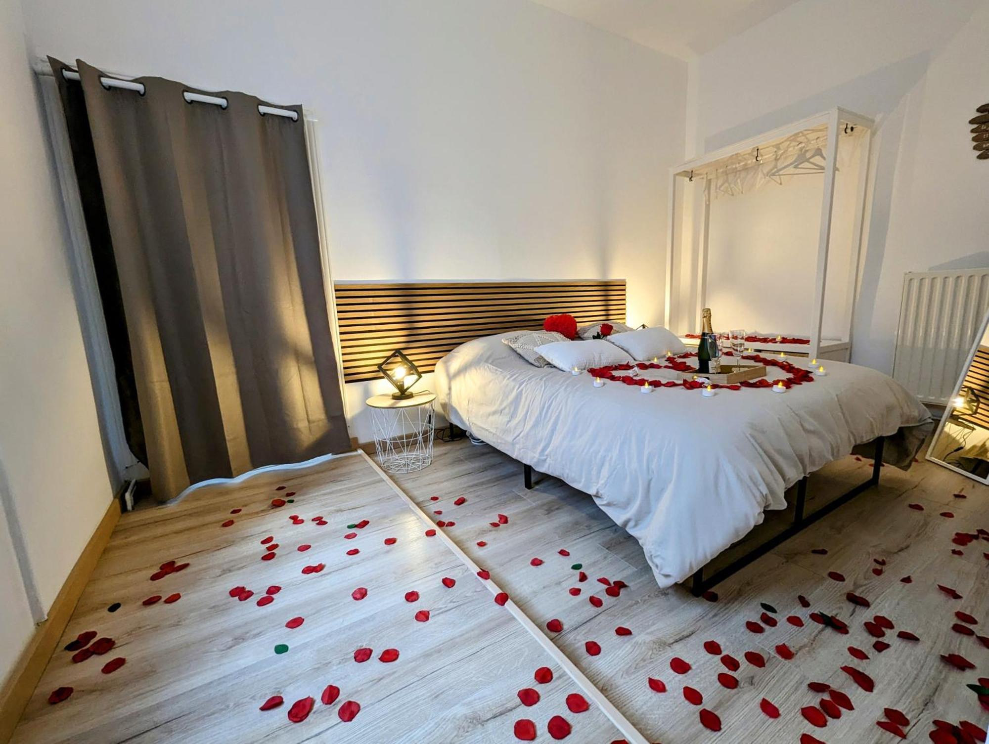Logement Complet Dijon Centre Jusqu'A 6 Couchages المظهر الخارجي الصورة