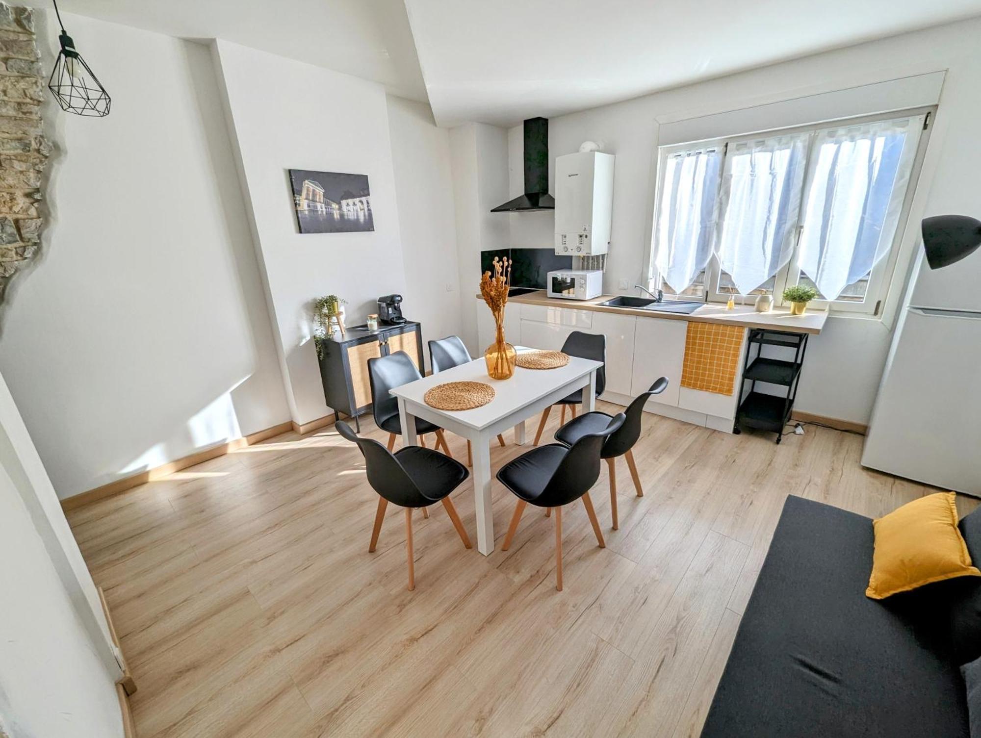 Logement Complet Dijon Centre Jusqu'A 6 Couchages المظهر الخارجي الصورة